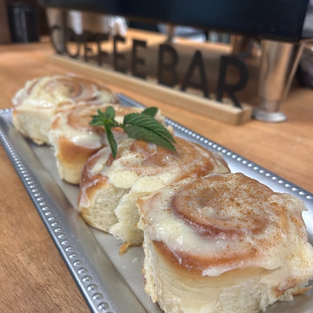 Cinnamon Rolls (Pack).